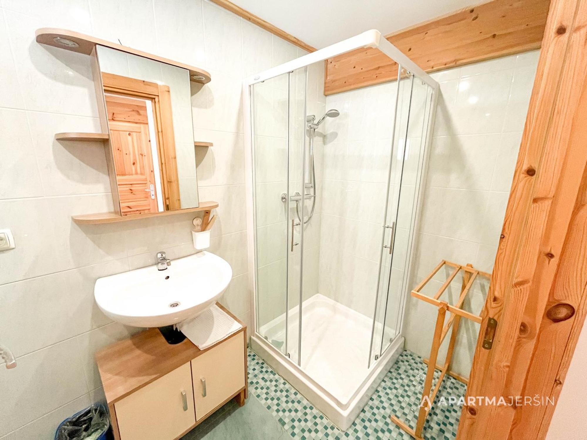Apartment Jersin Rateče Esterno foto